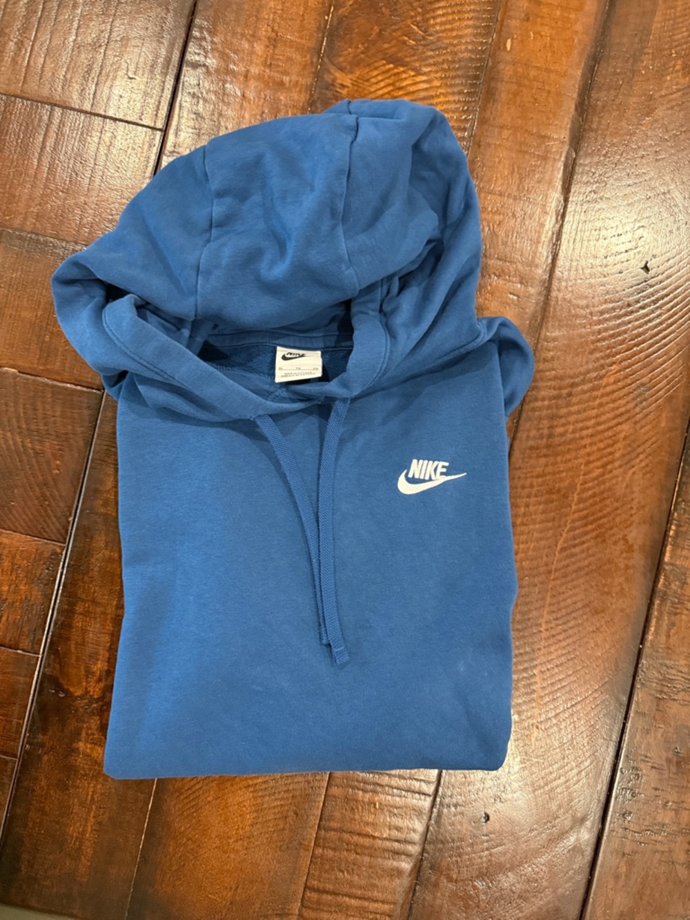 Nike Hoodie, size XL. Like new, smoke free home.